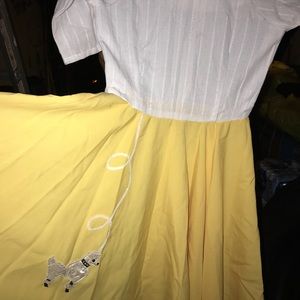Yellow 50’s vintage poodle dress
